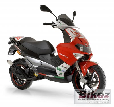 2009 Gilera Runner 50 SP Simoncelli specifications and pictures